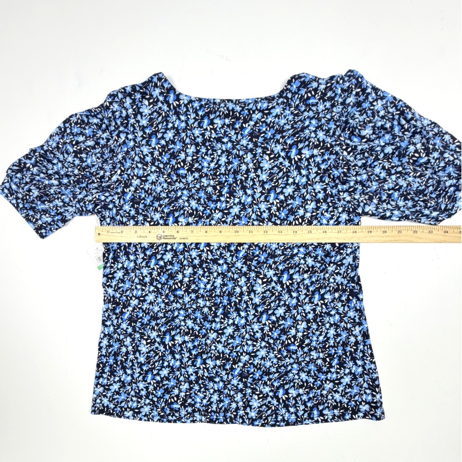 CeCe Womens Floral Puff Sleeve Knit Top Classic Navy Blue C’est La Vie Large NWT