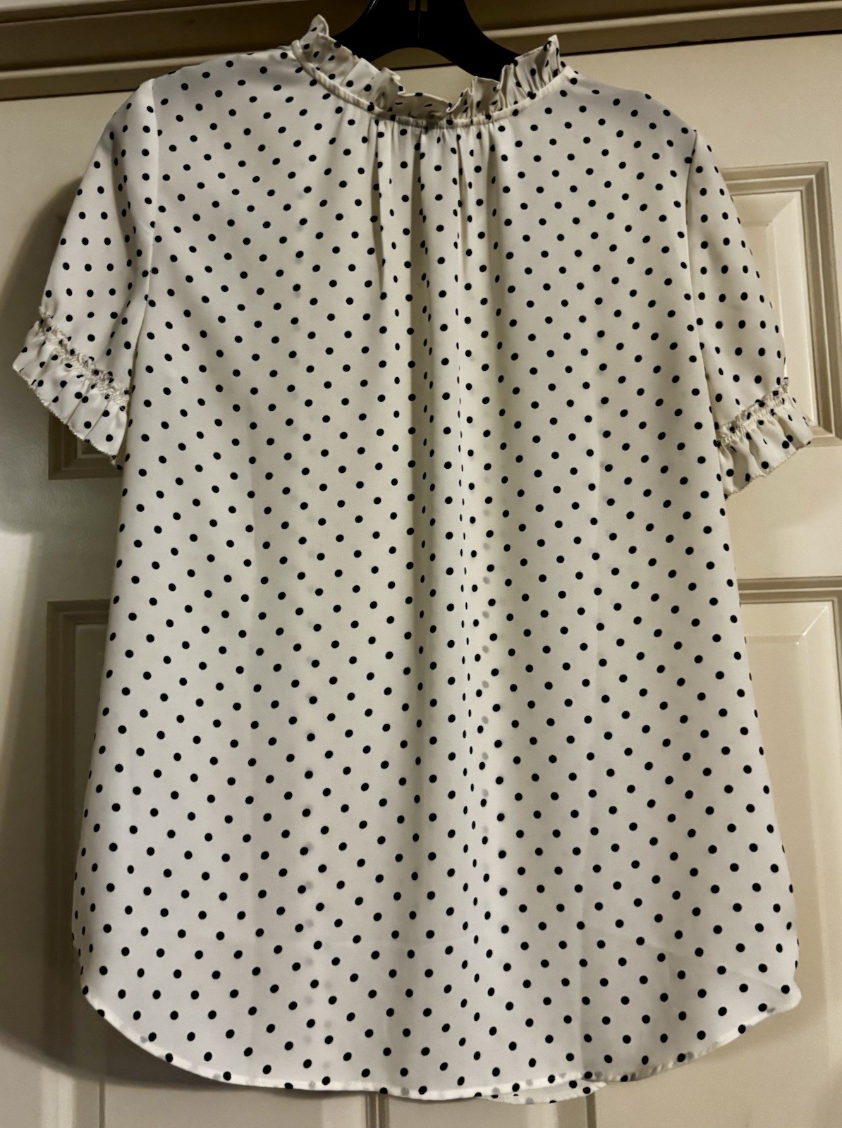 Talbots Coastal Preppy Old Money Quiet Luxury Polka Dot Silky Satin Size M