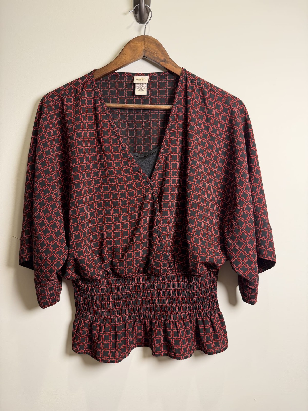 Covington Women’s Black and Red Geometric Long-Sleeve Smocked-Waist Dress Size M