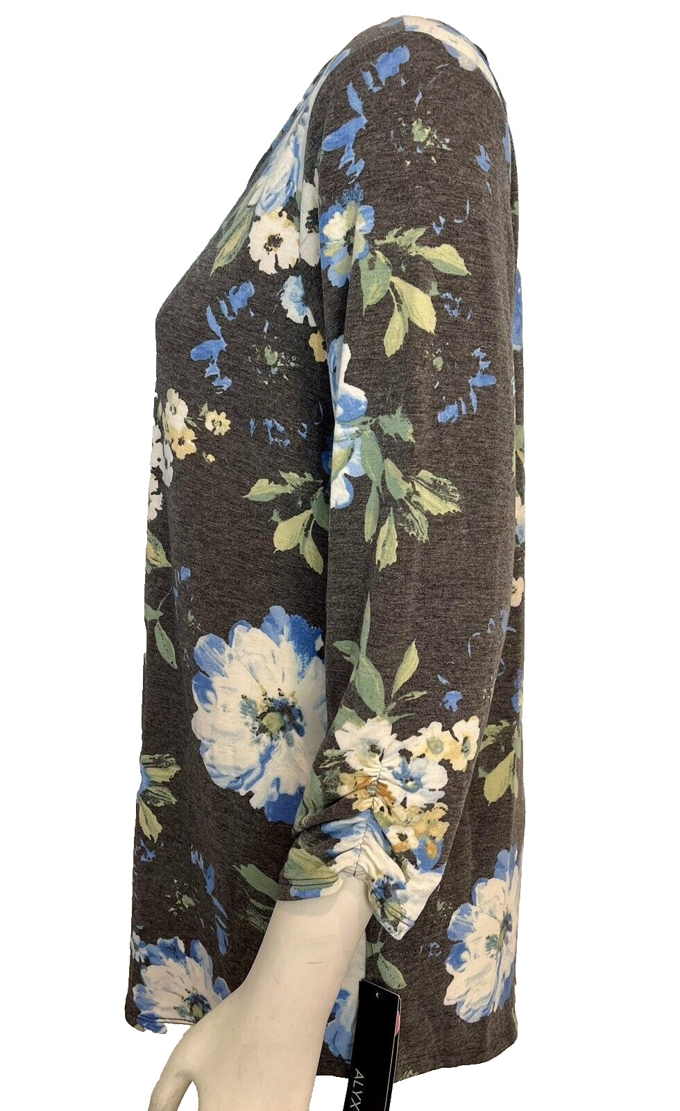 NWT ALYX Gray, Blue, Yellow Floral Print 3/4 Sleeve Knit Top Size XL
