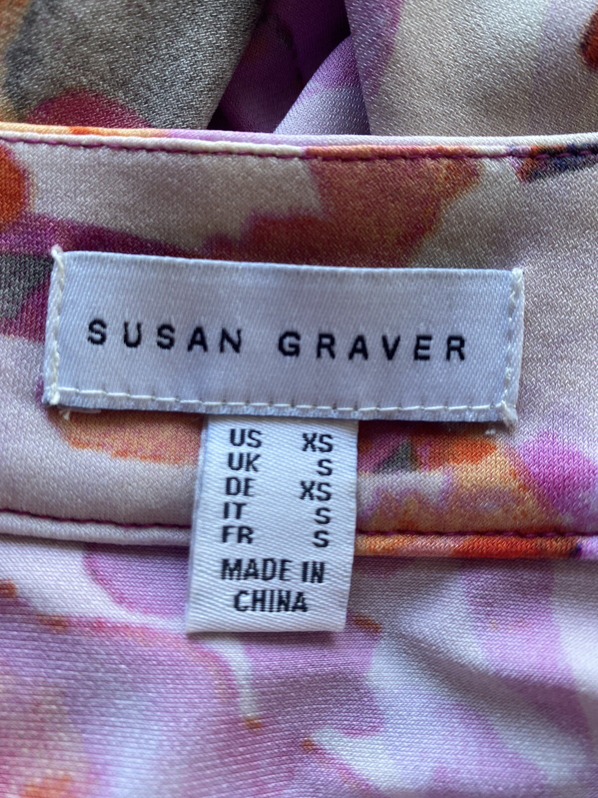 SUSAN GRAVER LIQUID KNIT WOMEN’S FLORAL TOP LACE UP FRONT PLACKET SZ XS EUC