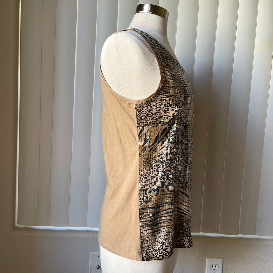 Size 1/M Zenergy by Chico’s Animal Print Beaded Pullover Tank Tee In excellent
