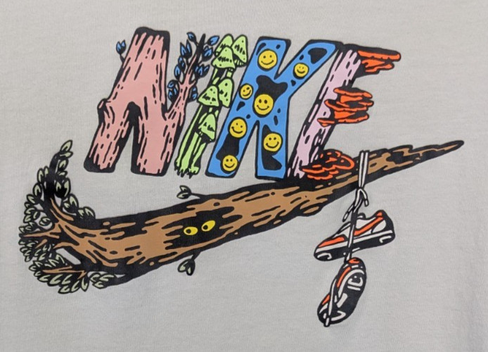 Nike Graffiti Logo Fantasy Futura Graphic T-Shirt Woman’s L Mushroom Logo