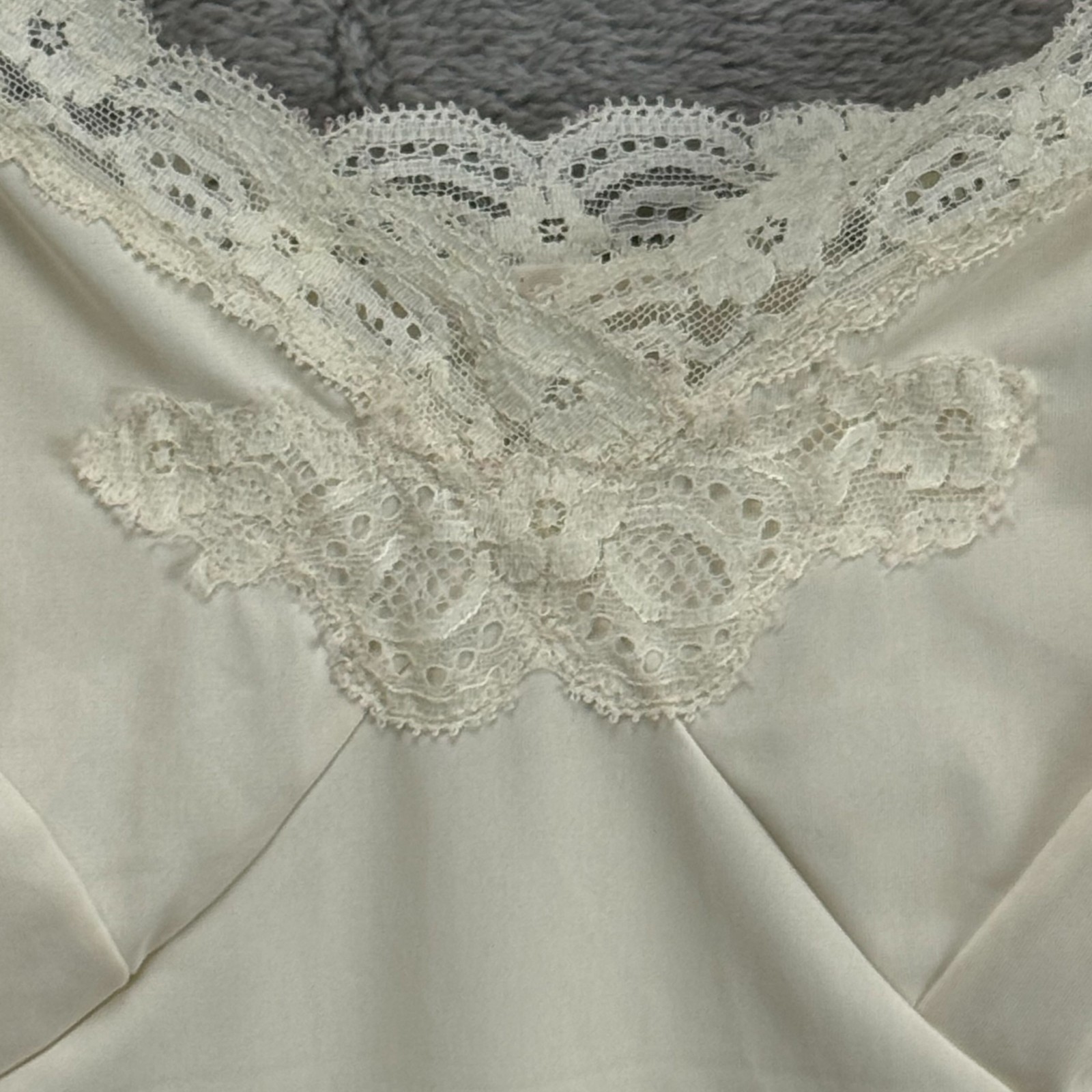 Shadowline Womens Vintage Y2K Babydoll Lace Trim Slip Cami Top 36 Ivory Fairy