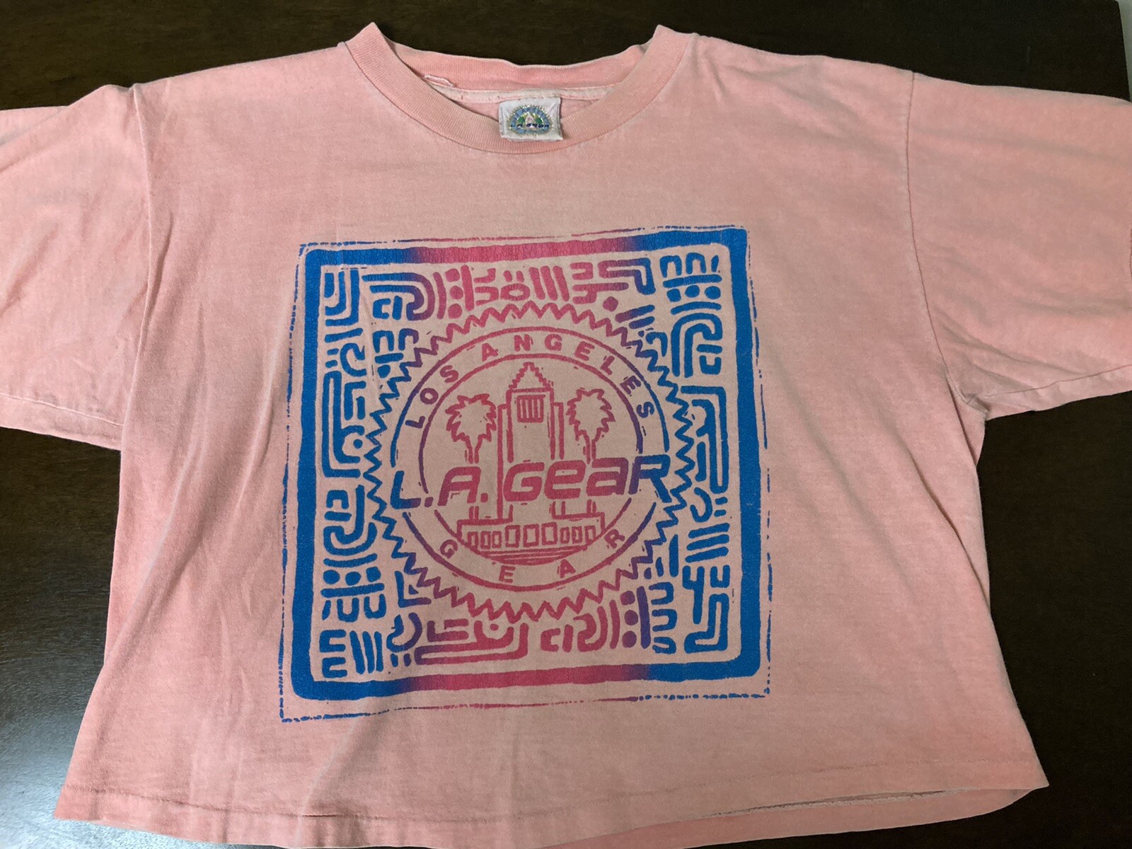 VINTAGE LA GEAR OSFA T SHIRT CROPPED