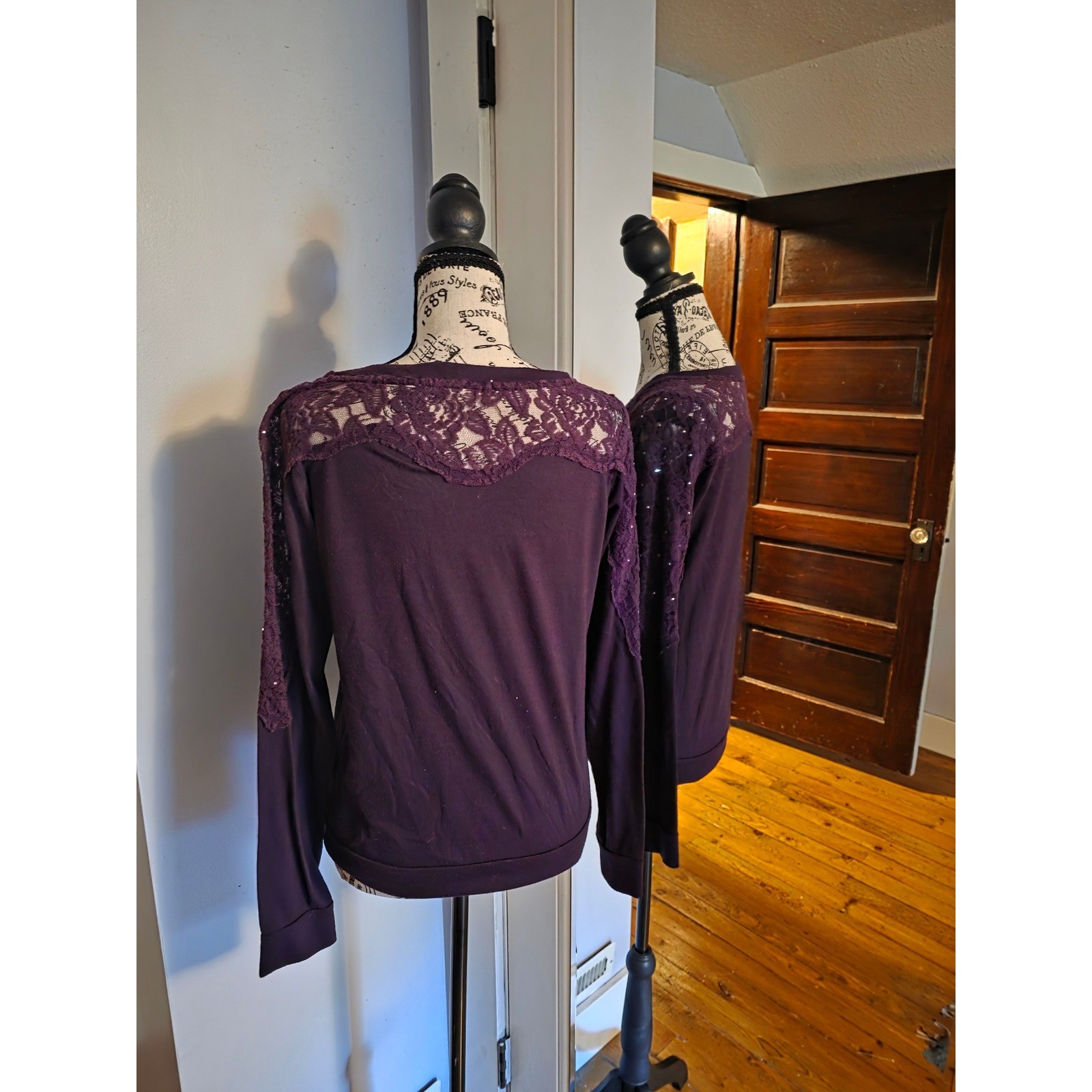 Jolt Womens Plum Purple Lace Sequin Long Sleeve Top Size Medium Scoop Neck