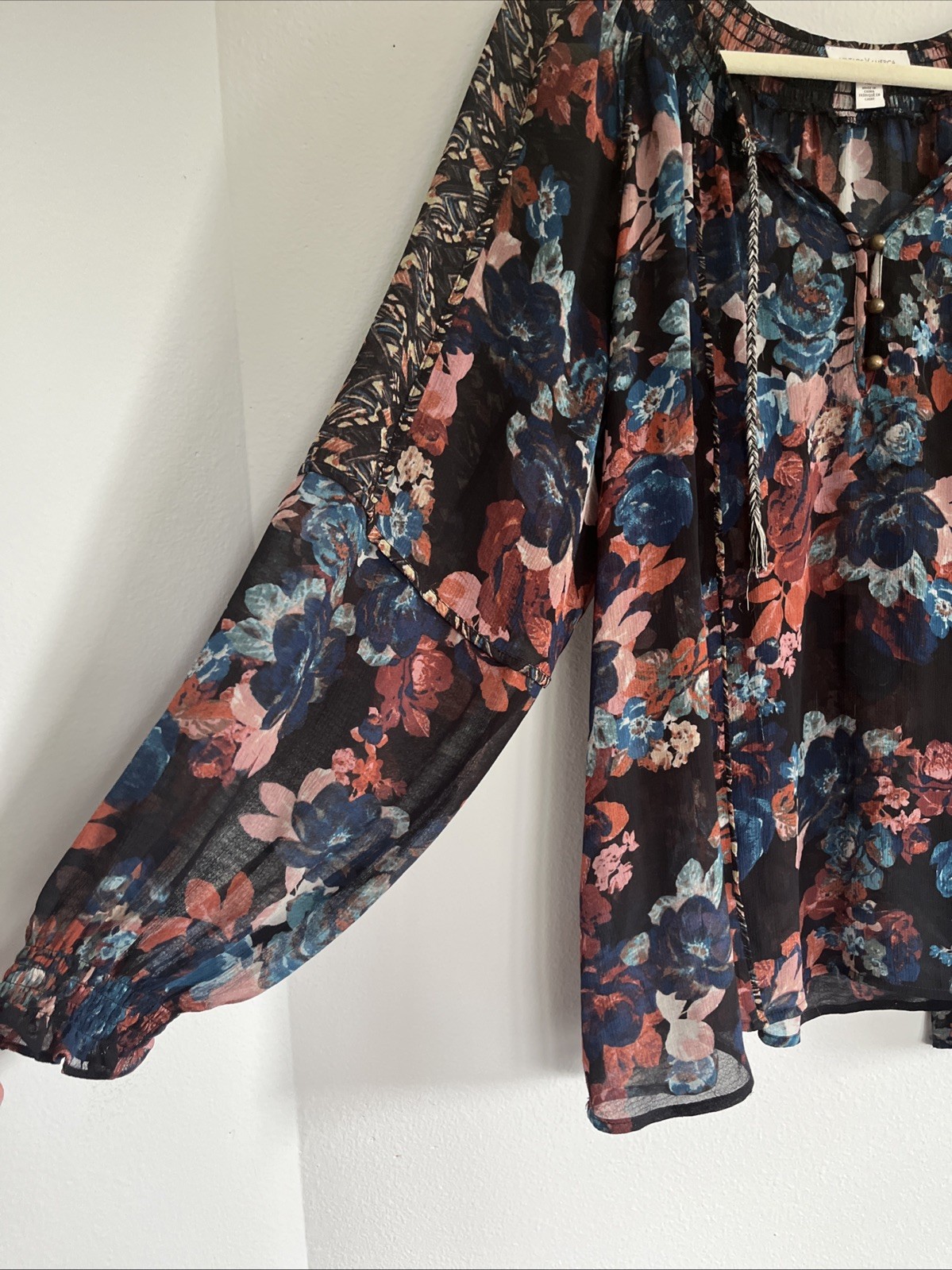 Vintage America Women’s XL Black Blue Floral Boho Top Tassels Patchwork Shoulder