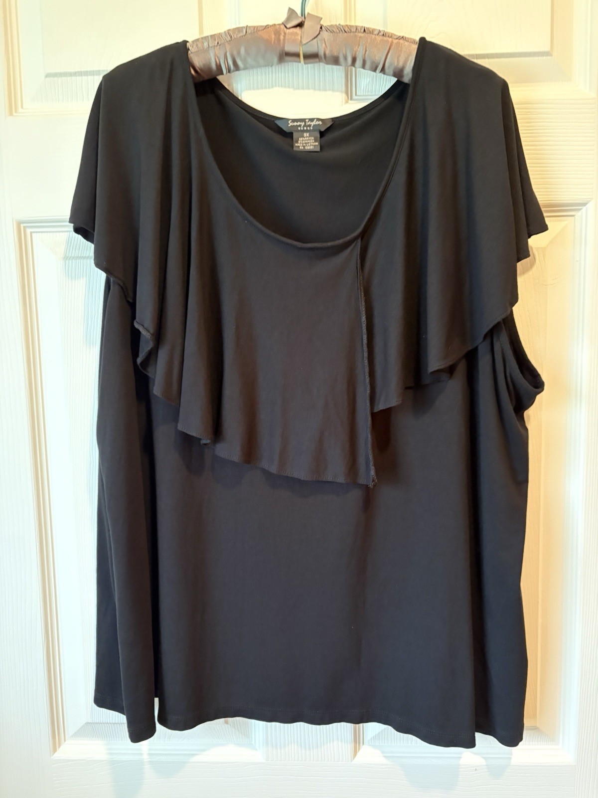 Sunny Taylor Women’s Top 3X Black Rayon Spandex Sleeveless