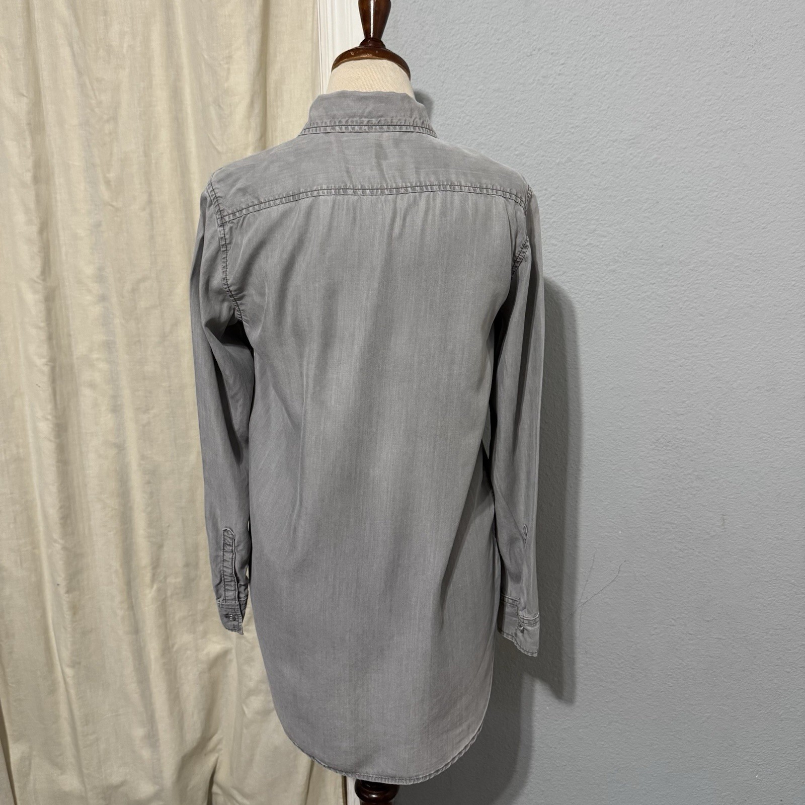 Gap 1969 Womens Grey Lyocell Denim Button Down Tunic Shirt Size M Career