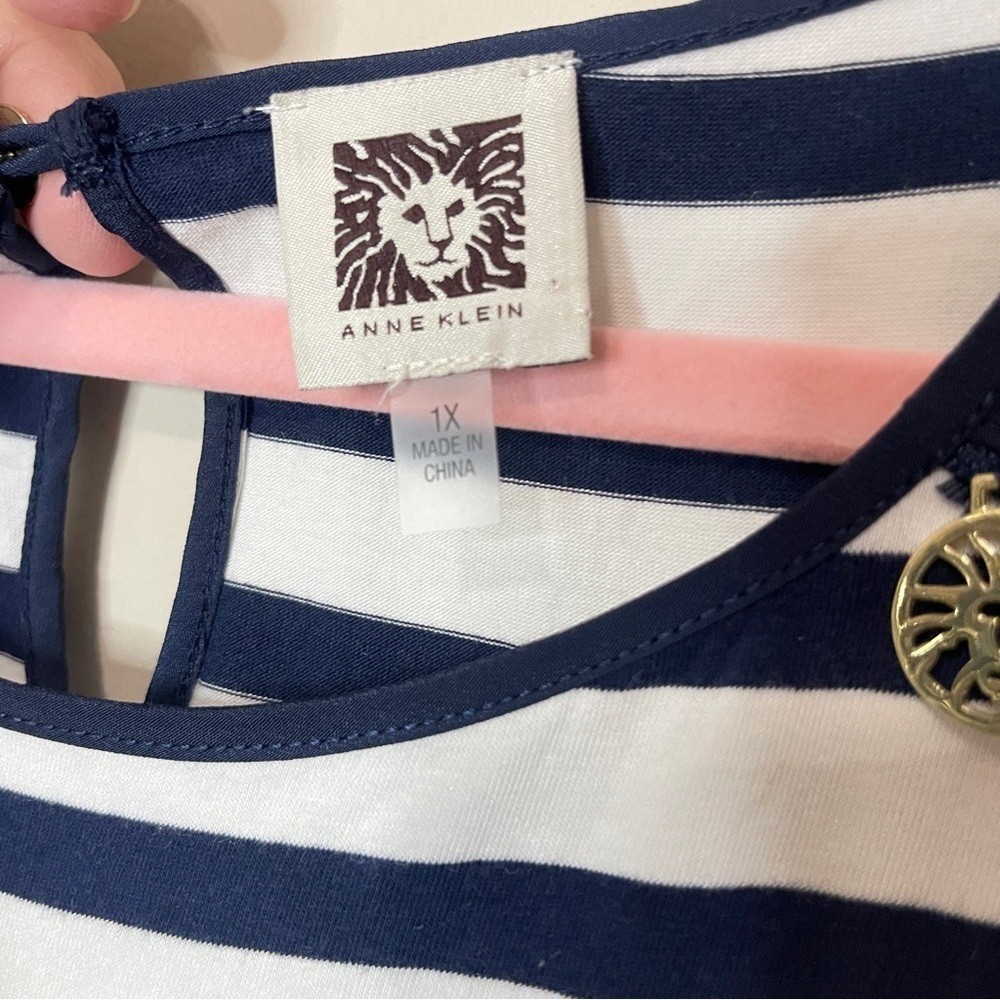 ANNE KLEIN NWOT White & Navy Sailor Striped Cap-Sleeve Top, Gold Logo Zipper, 1X