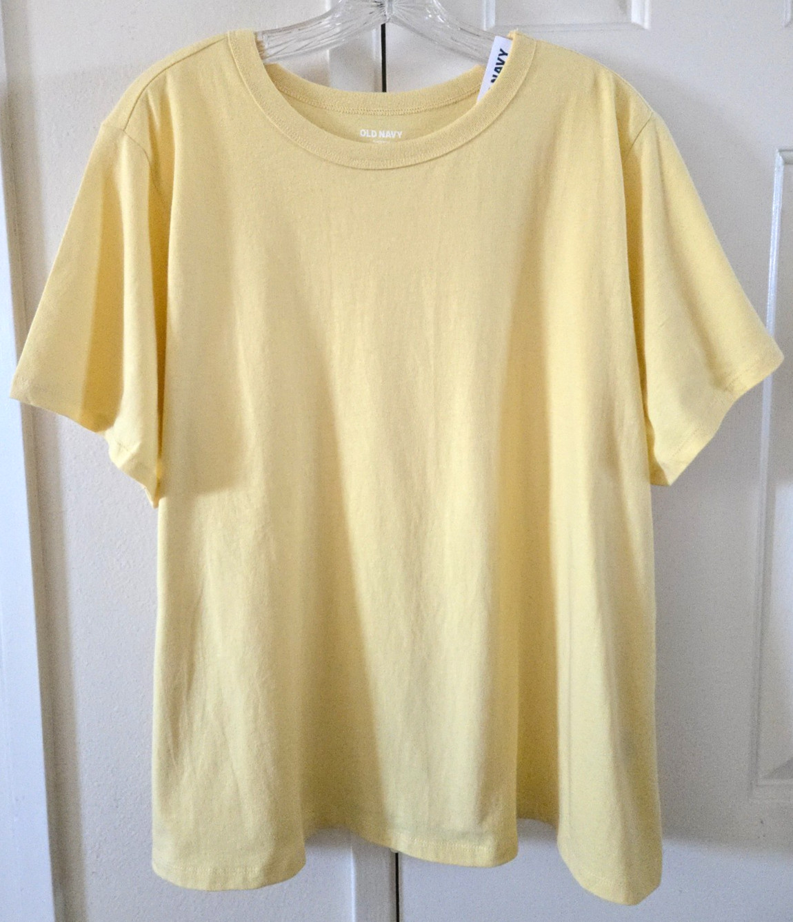 Hot Color! Old Navy Butter Yellow Soft Yellow Cotton Scoop T-shirt 2XL 18 20 2X