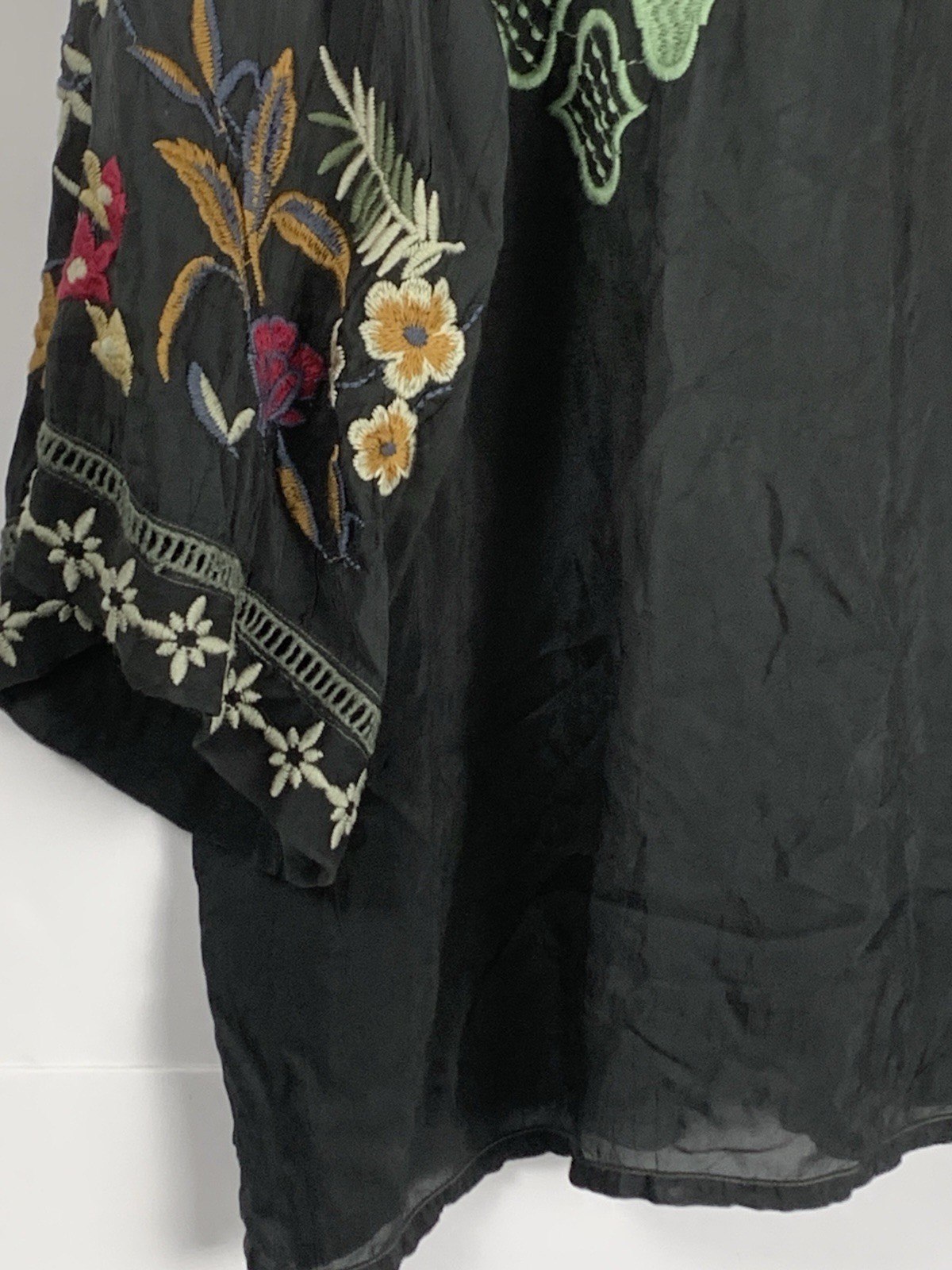 Johnny Was Esmerelda Tunic L Iron Steel Embroidered Boho Cupra Rayon