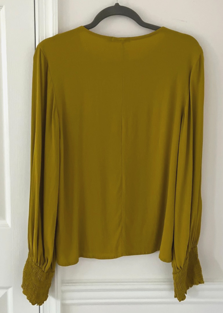 SACADA Mustard Yellow Viscose Crepe Blouse Smocked Cuffs Boho Lagenlook Top M L
