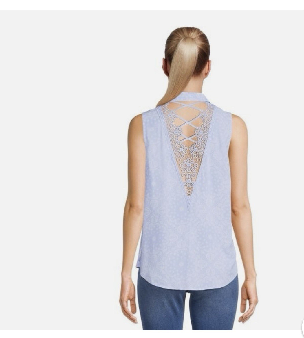 No Boundaries Blue / White Paisley Pattern Sleeveless Blouse With Collar