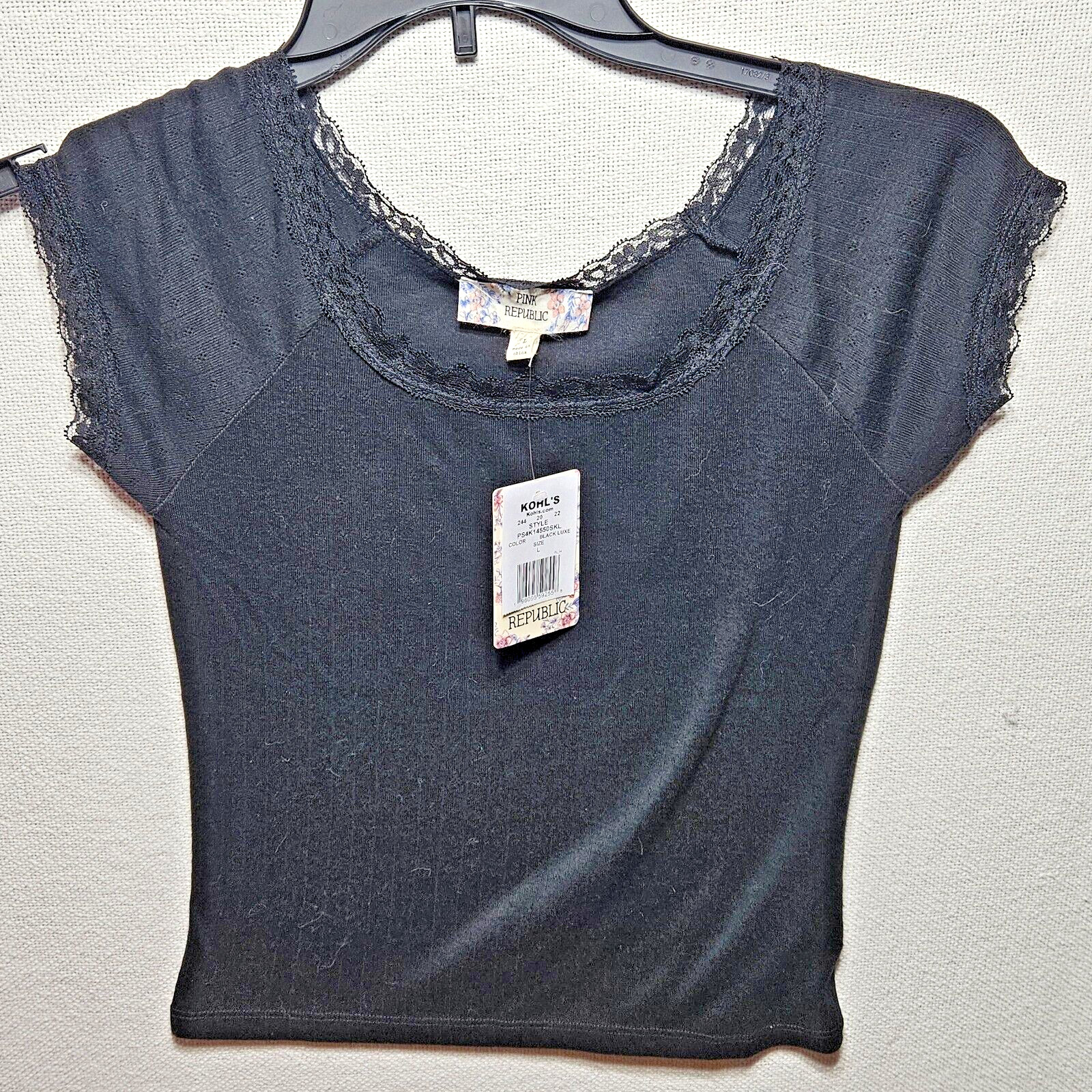 Pink Republic Black Top Women’s M RN120951 NWT