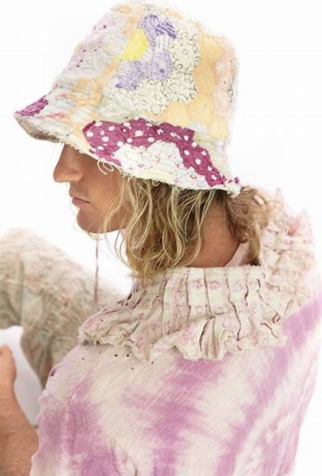 NWT Magnolia Pearl Jabot Macaron Cotton Candy Pink