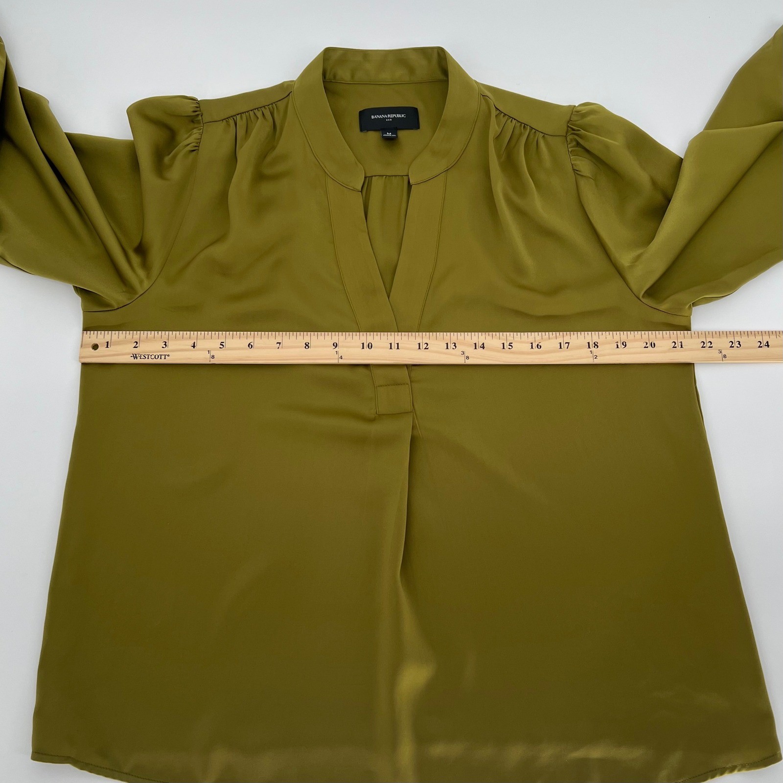 Banana Republic Womens Split Neck Long Sleeve Blouse Size M Green Office Chic
