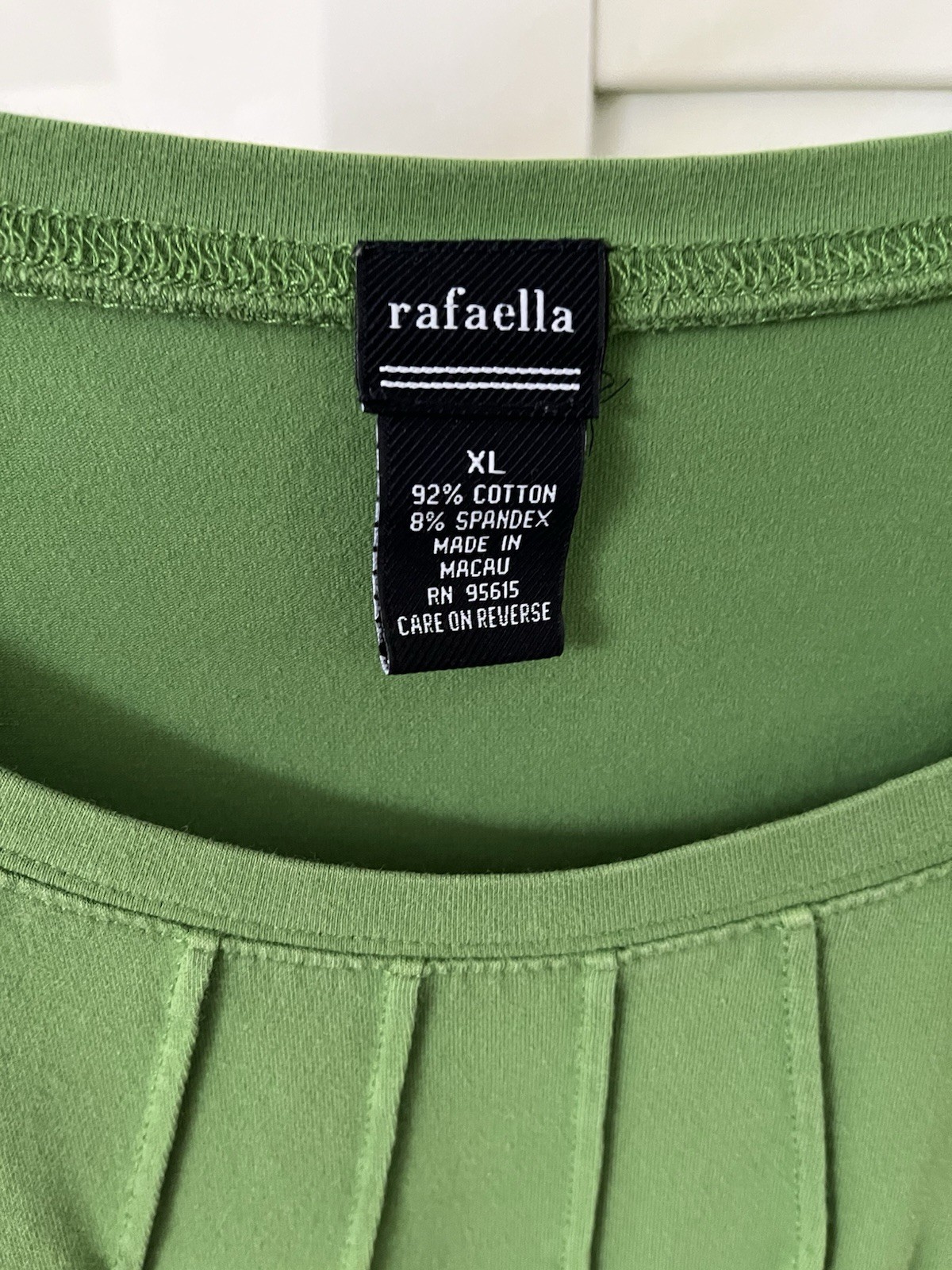 Rafaella XL Green Long Sleeve Top 92% Cotton 8% Spandex Made In Macau