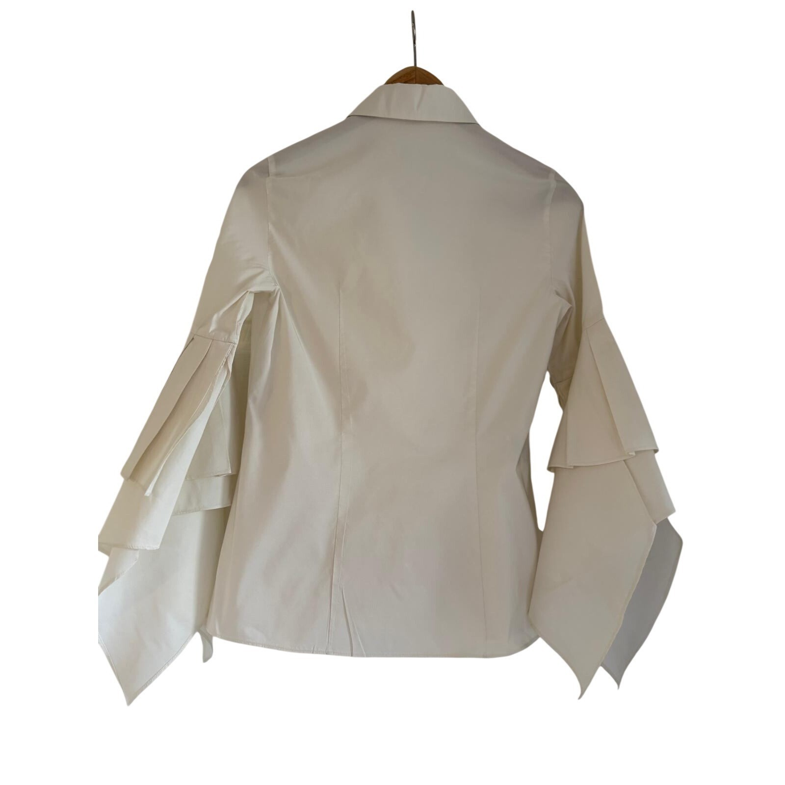 Carolina Herrera White Tiered Pleated Bell Sleeve Button Down Blouse Size 2