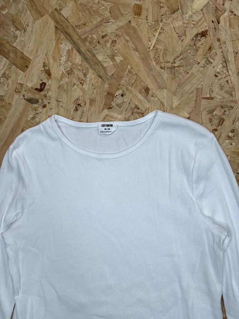 Cotton On Ribbed Long Sleeve Top Womens Medium White Crew Neck Knit Tee