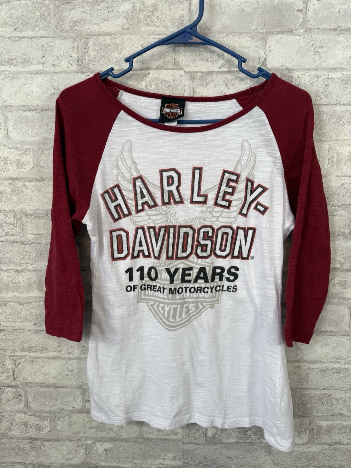 Harley Davidson 110 Years White w/ Red 3/4 Sleeve T-shirt Size Large