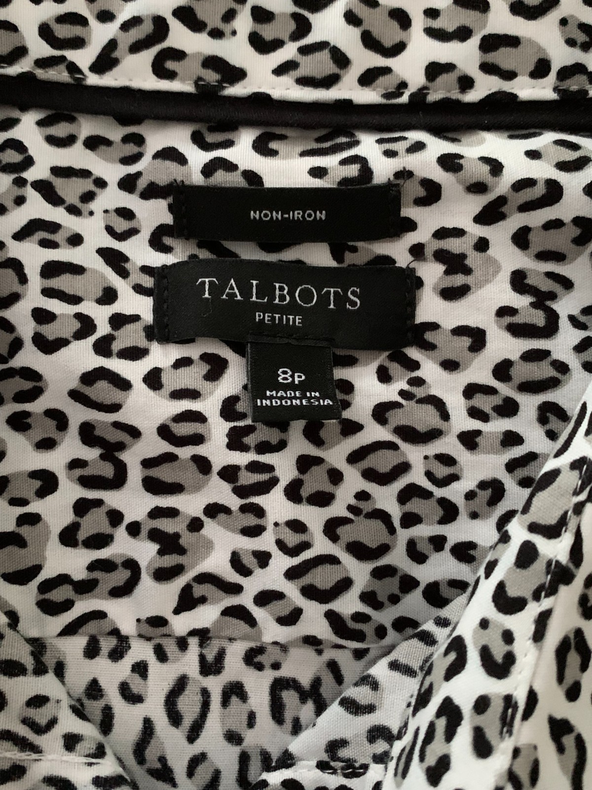 Talbots longsleeve leopard print blouse white black gray size 8P