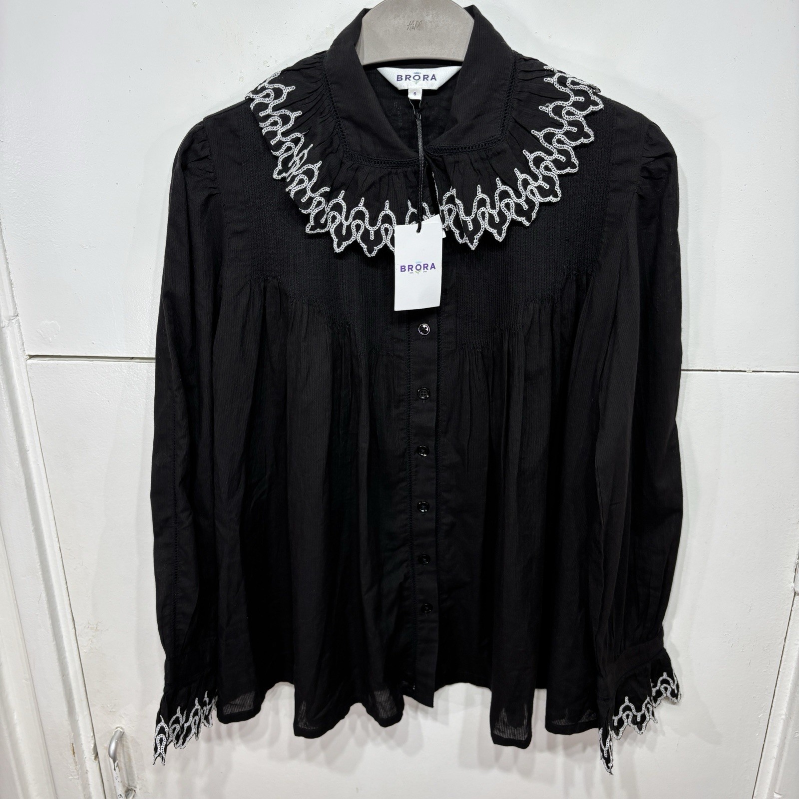 Brora Blouse Top Black Embroidered Organic Cotton Relaxed Fit Size 6 NWT