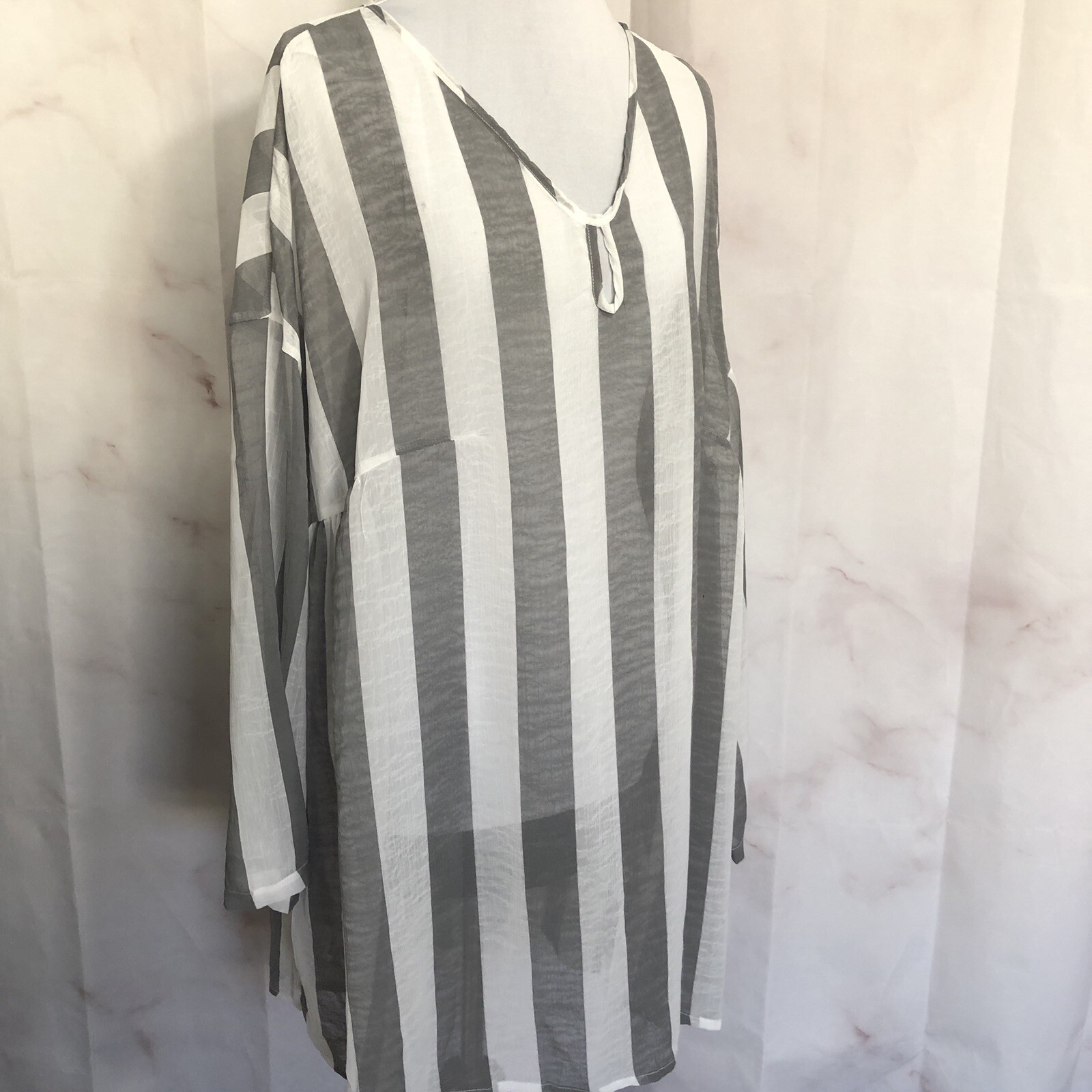 Miss Look Grey White Stripe Blouse Lightweight Sheer Scoop Neck Size 2XL