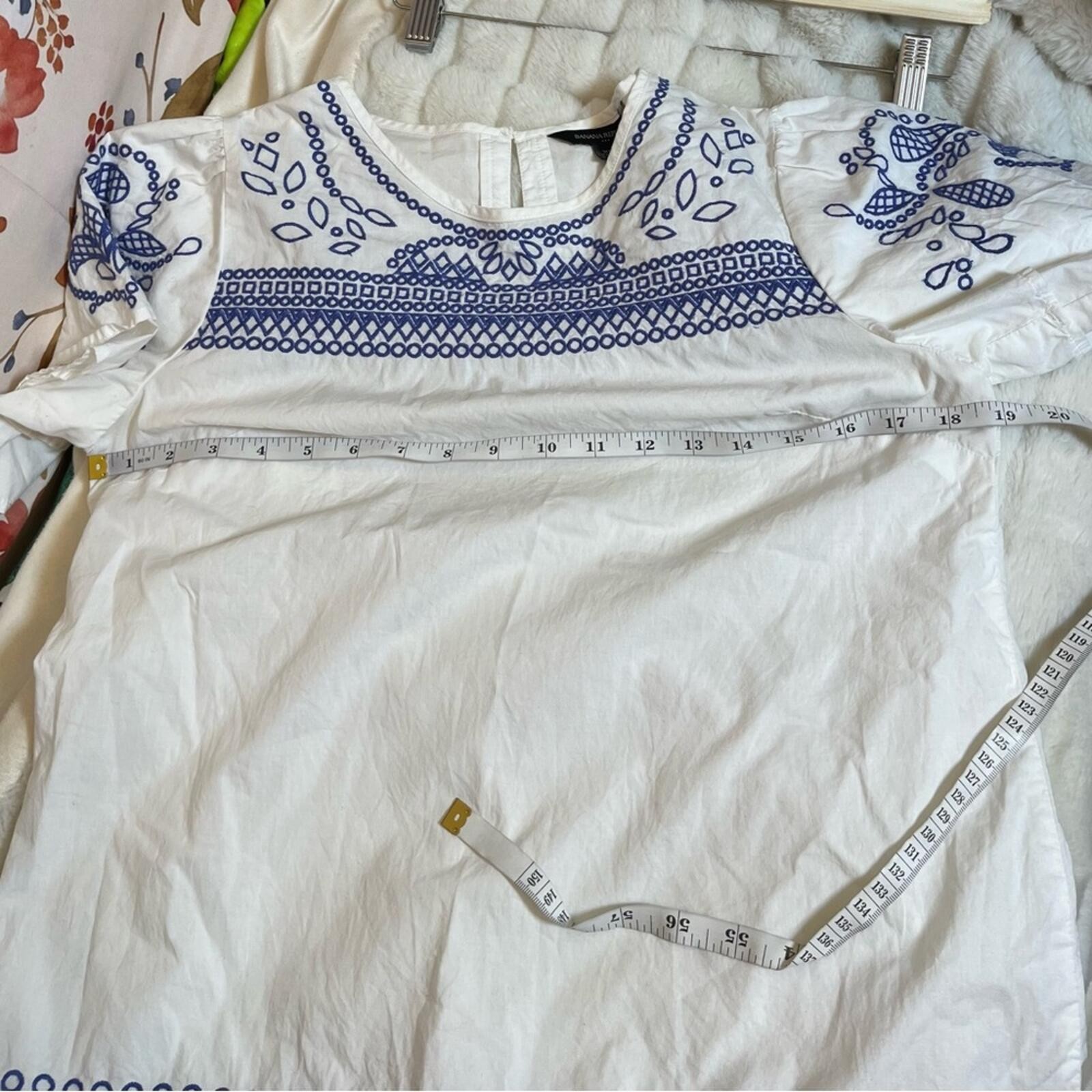 Banana Republic XS White Blue Eyelet Mediterranean Preppy City Sheer Blouse