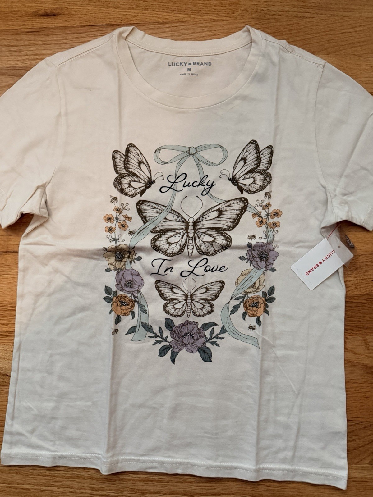 Lucky Brand Embellished Butterfly Classic Crew Size M Cream T-Shirt New withtag