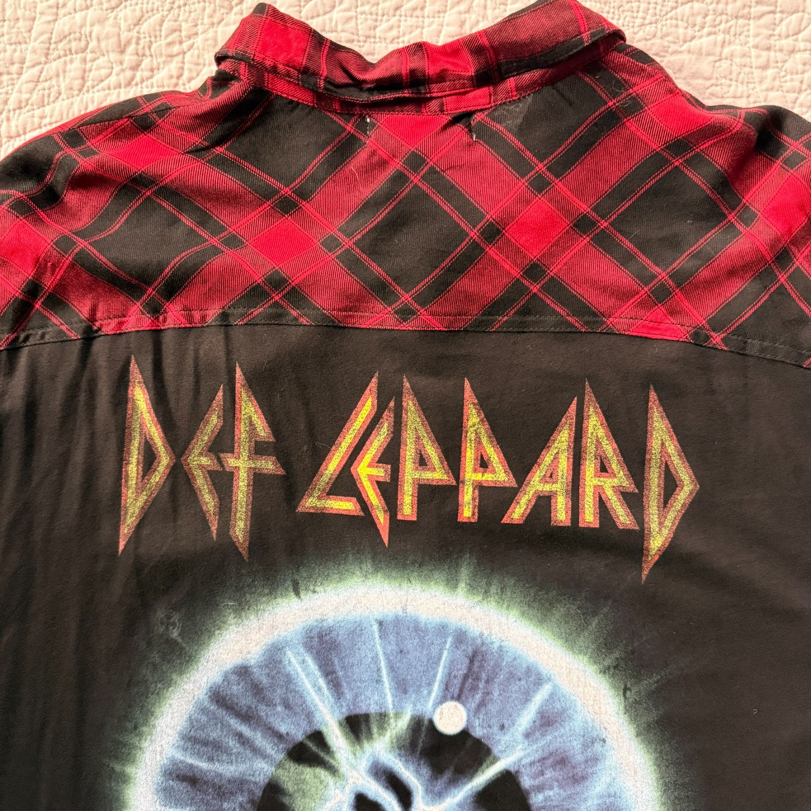 Trunk LTD Def Leppard Adrenalize Red Plaid Button Up Size S Oversized 90s Grunge