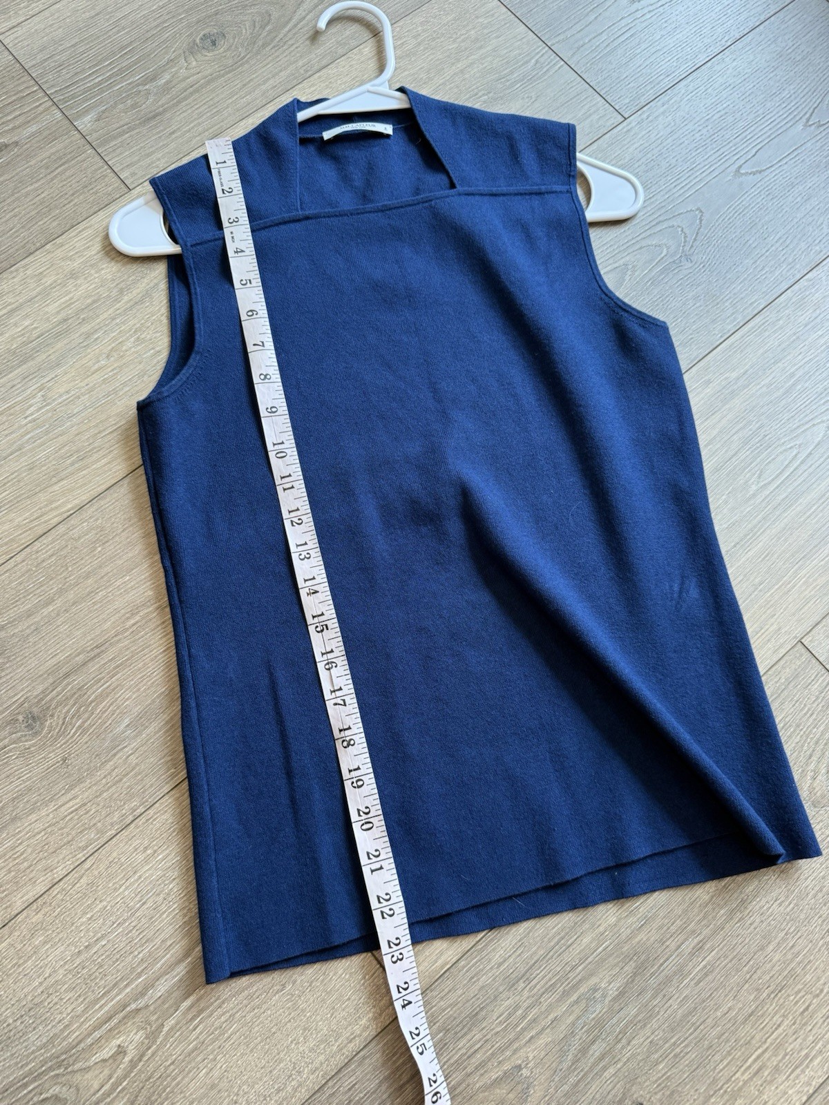 M.M.LaFleur Singer Sleeveless 365 Knit Top in Navy Size Small