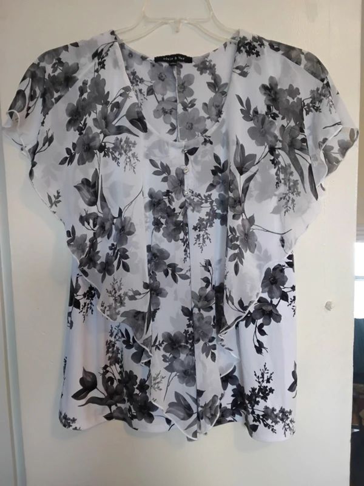 Adele and May Black and White Rayon Shirt Womens Size Large