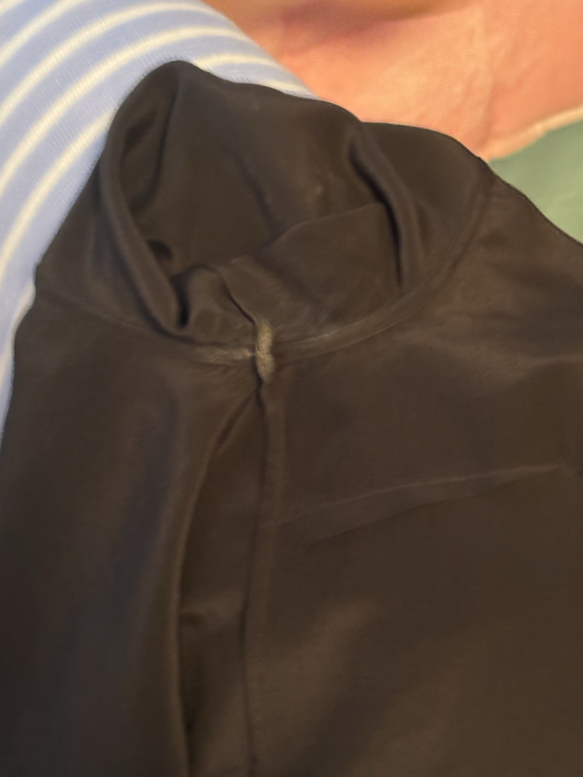 Boden 100% Silk Shirt Blouse Long Sleeve Womens Size 2 Black Button Front