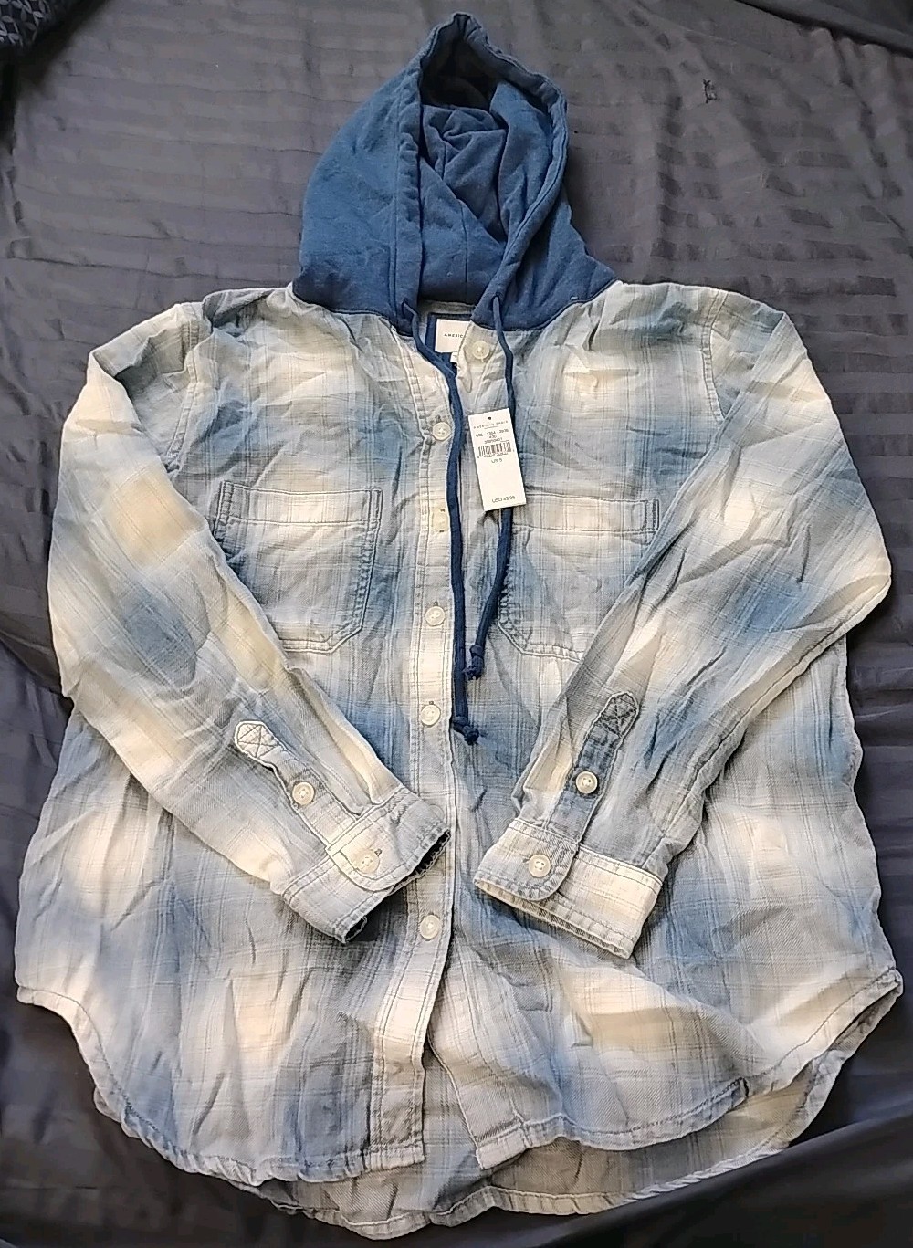 American Eagle Shirt Womens Small Blue Plaid Oversized Flannel Hoodie Button Up