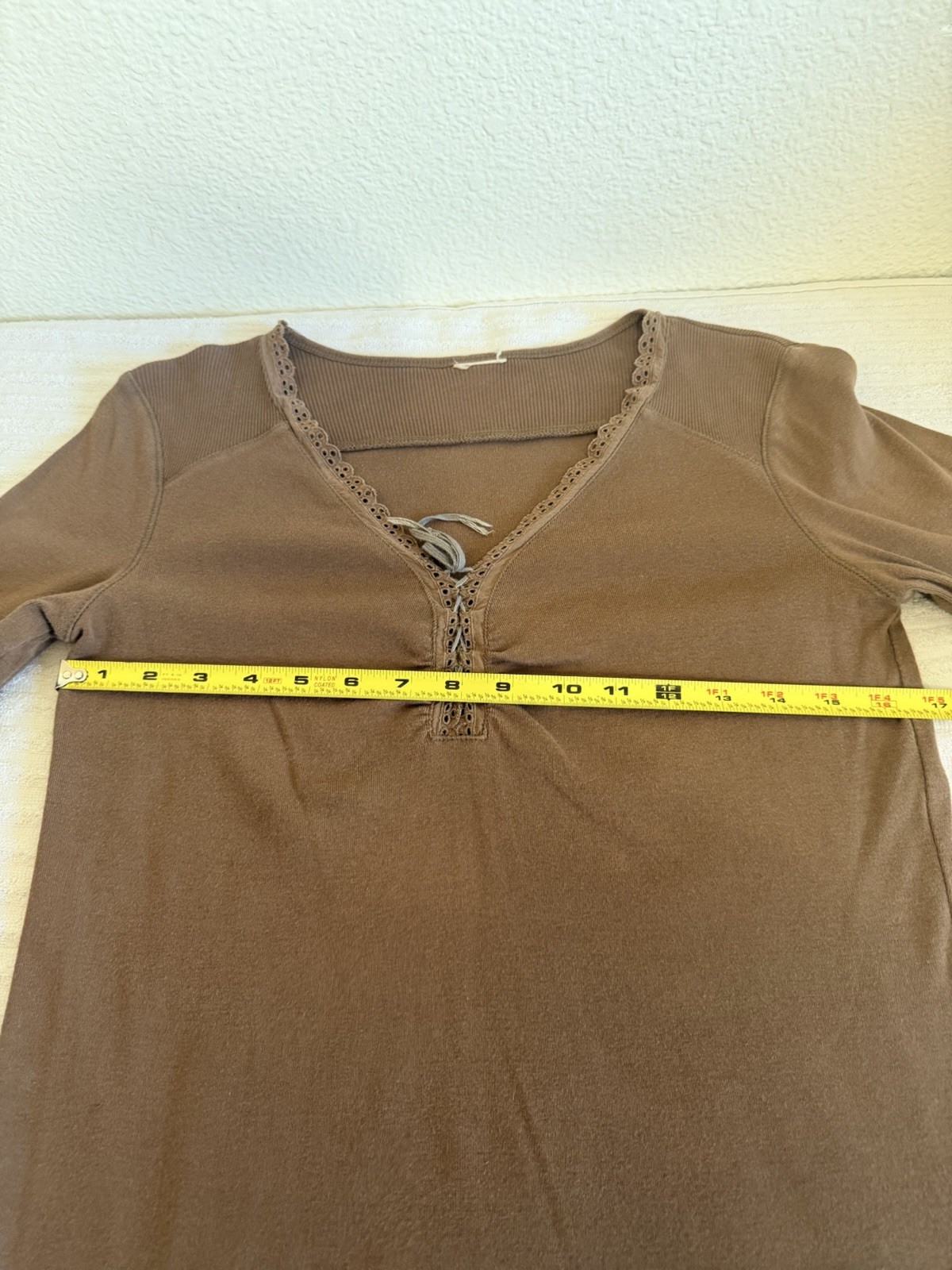 Womens Small Brown Lace Trim V Neck Long Sleeve Top Casual Layering Everyday