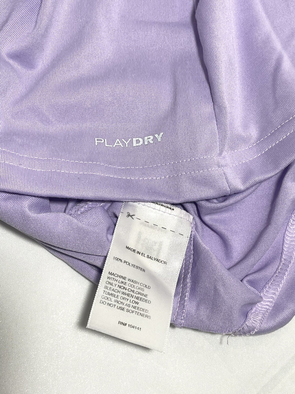 Reebok Women’s Top Purple T-shirt Play Dry V-Neck Large Short Sleeves Stretch
