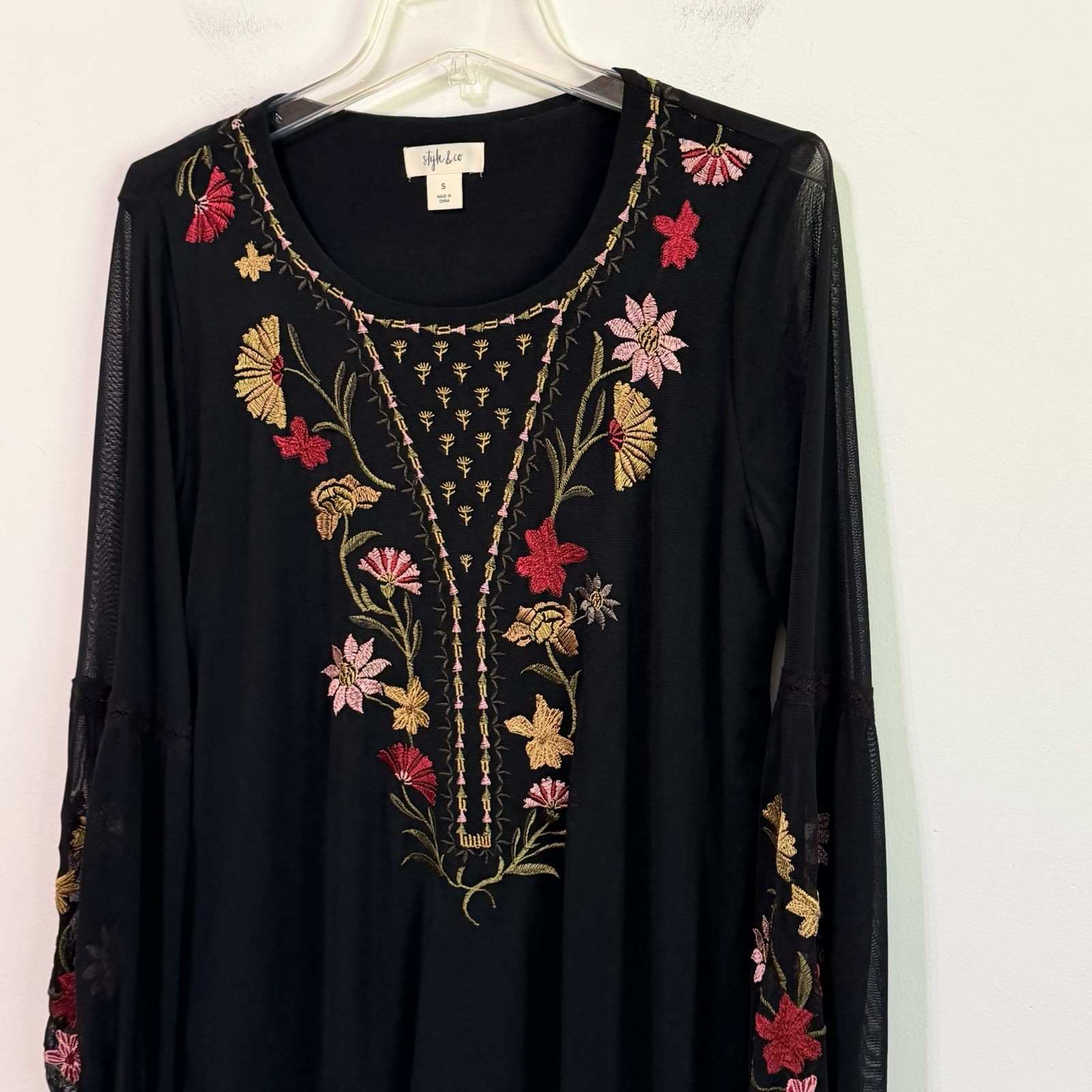 Style & Co Embroidered Top S Popover Black Boho Black Party Floral Popover Shirt