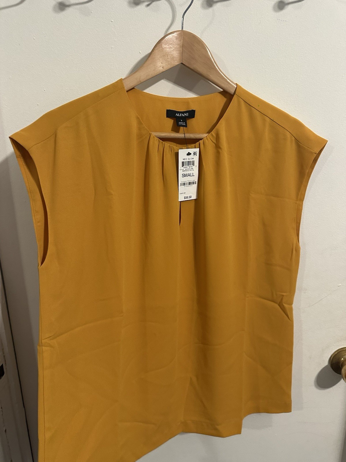 Alfani Neo Glow Women’s Blouse Top Size S Marigold Mustard Yellow NWT