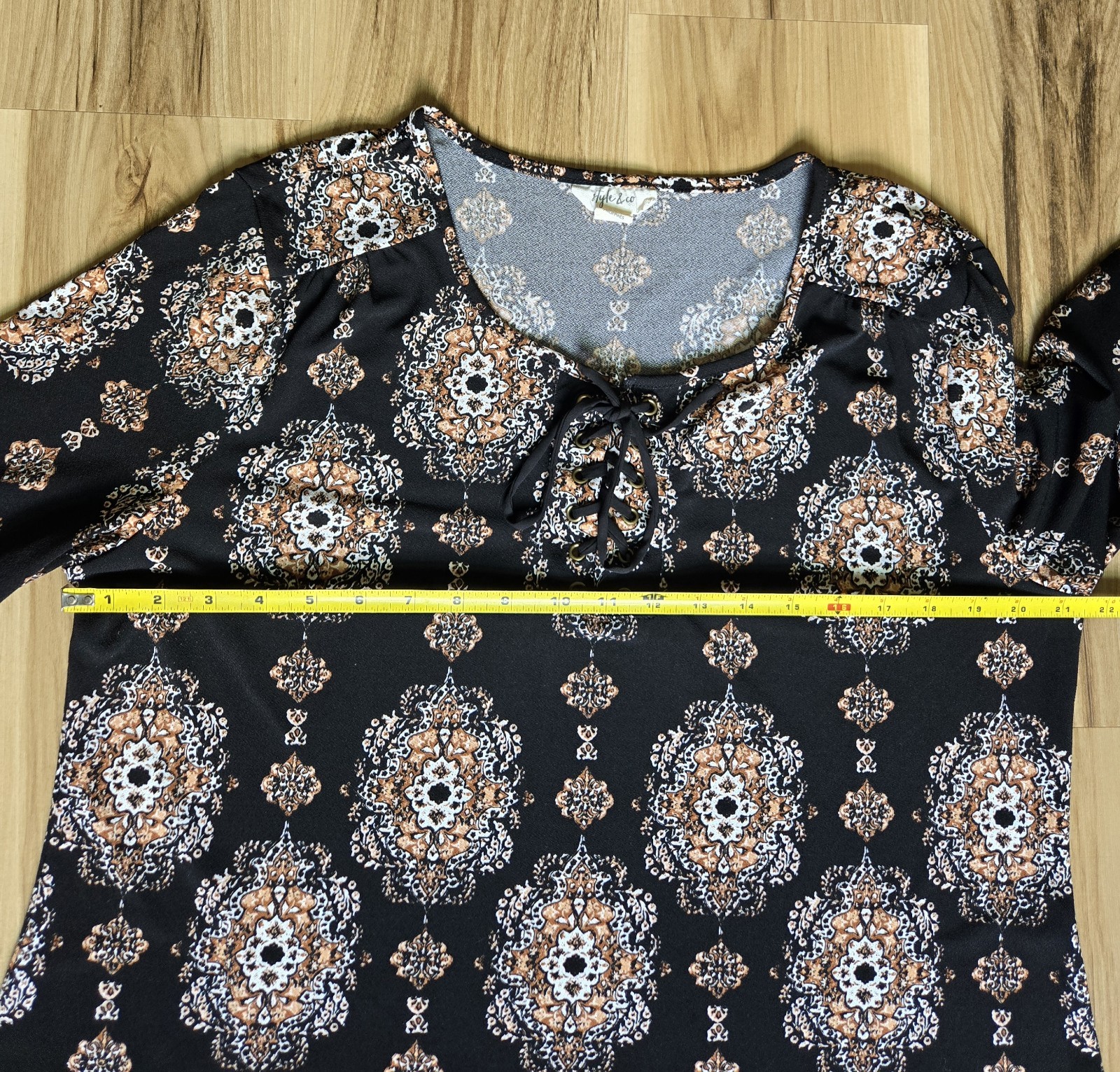 Style & Co Shirt Top Womens Size L Casual Top Black Black Medallion Print