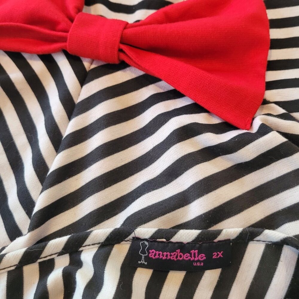 Annabelle Top – Cute red bow on back, flattering fit 2x