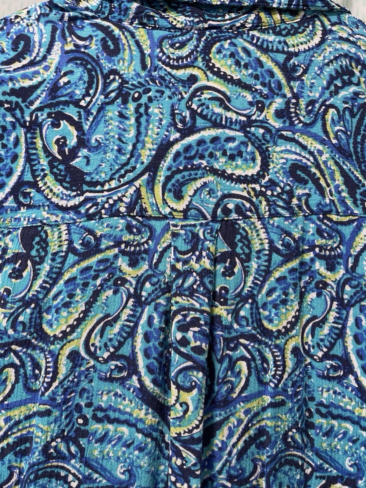 Laura Scott button-down blouse blue/turquoise/lime paisley roll-tab 3/4 sleeves