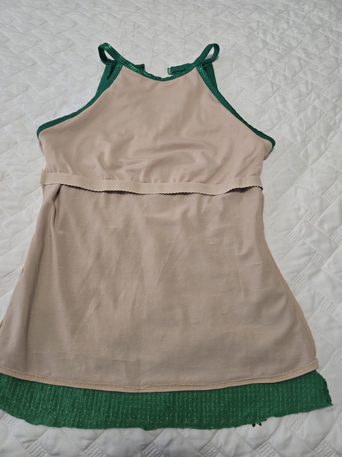 Women’s M Green Sequin Halter Tank Top Sleeveless Lined Keyhole Back Party