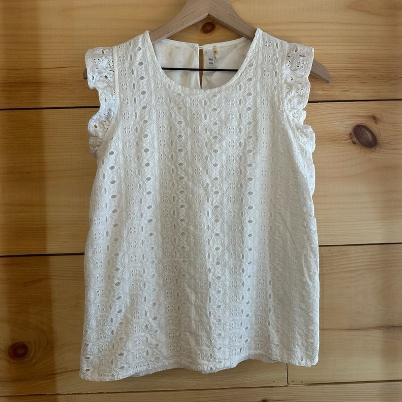 Kaktus White Eyelet Blouse, with flutter cap sleeves, S, Cottagecore Coastal