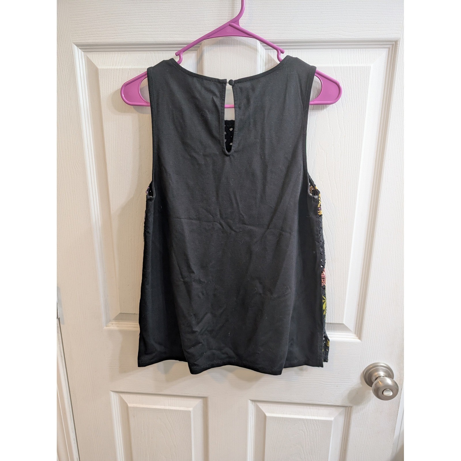 Meadow Rue by Anthropologie Embroidered Eyelet Floral Tank Top Black – Size XS