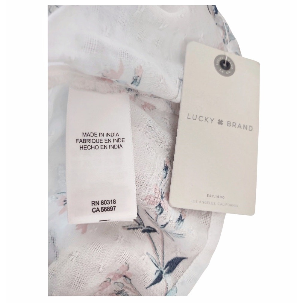 LUCKY BRAND White Floral Blouse Junior Size M Ruffles Lace Feminine Delicate NWT
