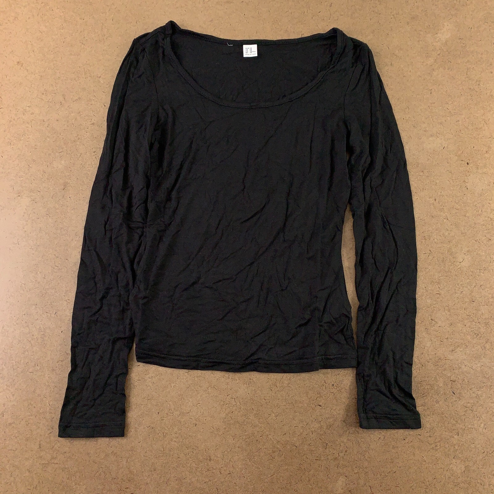 Shein Women’s Size XS (US 2) SLIM Fit Black Long Sleeve Scoop Neck Tee