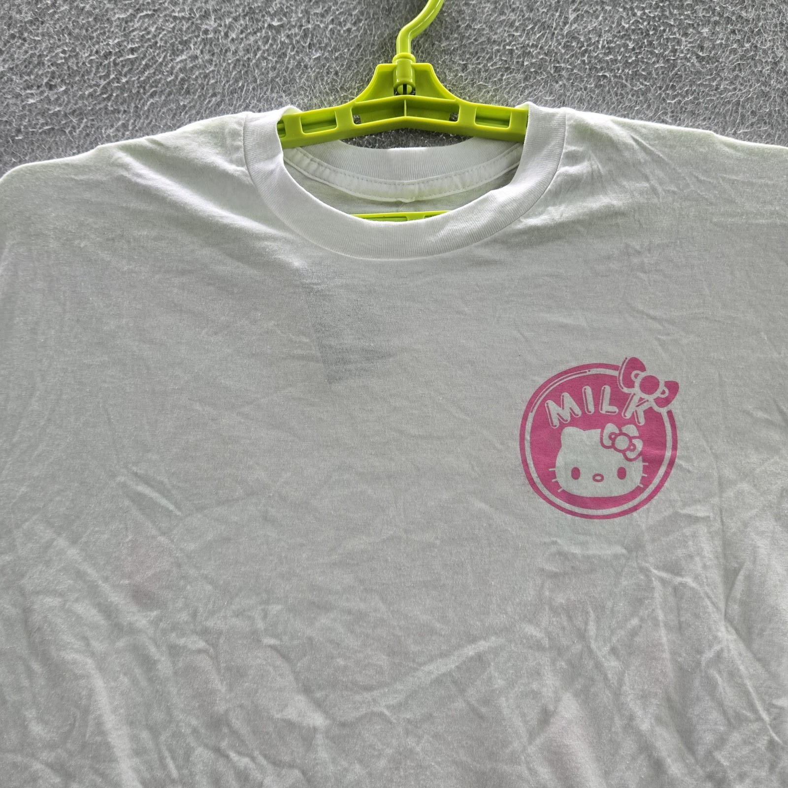 Hello Kitty Women Shirt XL White Graphic Strawberry Milk Tee Logo Crew Neck NWT