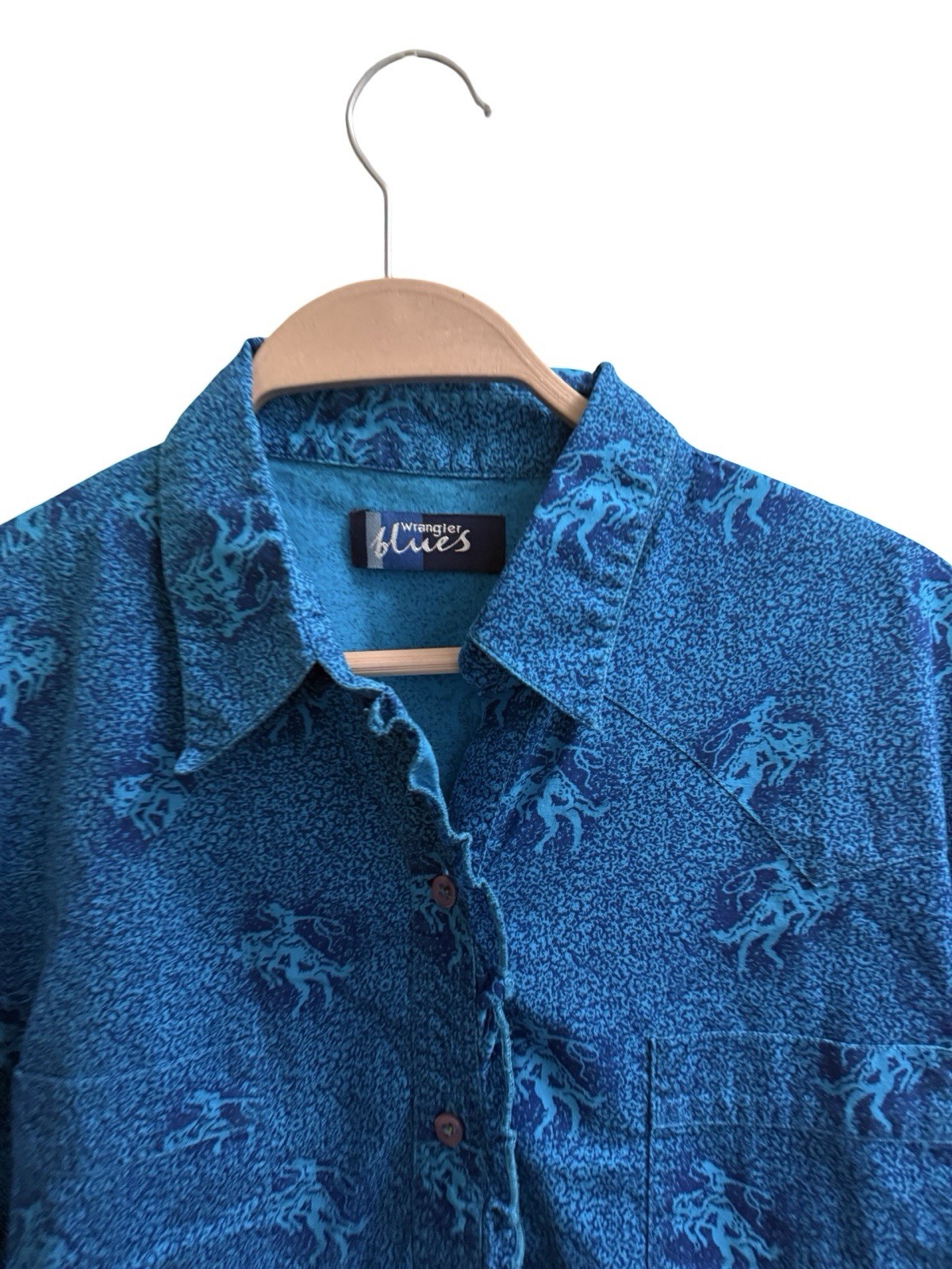 Wrangler Blues Shirt Women L Blue Horse Print Western Rodeo Ranch Festival