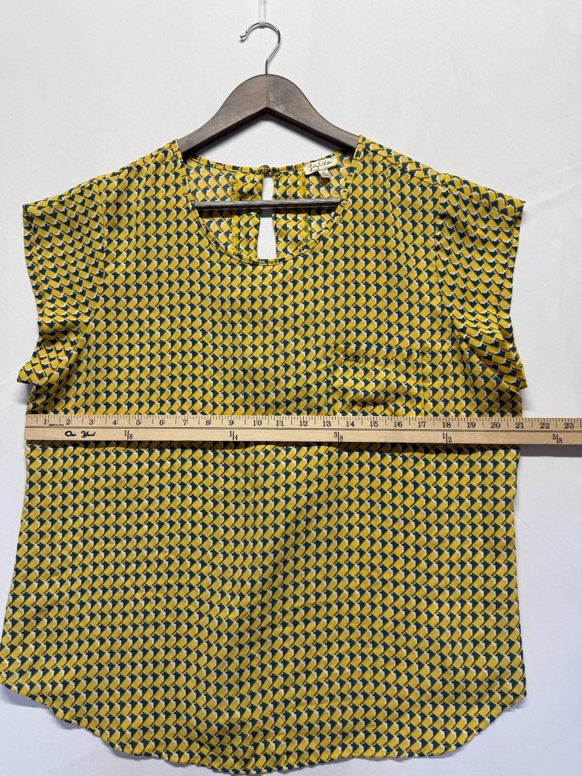 Lily White Blouse Top Womens XL Yellow Geometric Print Cap Sleeve Keyhole Back